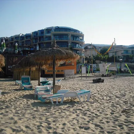 Vega Village Apartment *