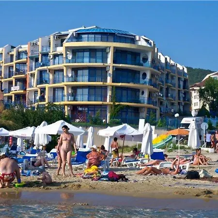 Vega Village Apartment *